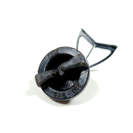 Tankdeckel Benzindeckel 010 114 050 Dolmar PS-33 330 340 39 390 400 401 410 Makita DCS