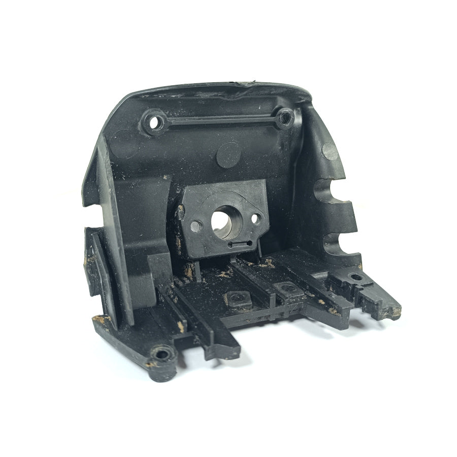 Flansch Vergasergehäuse für McCulloch PM 10-42 10-46 10-49 10-51 Partner