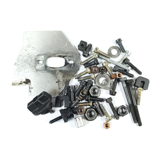 Schraubenpaket 4 Scheiben Muttern Kleinteile für McCulloch PM 10-42 10-46 10-49 10-51 Xtreme Partner