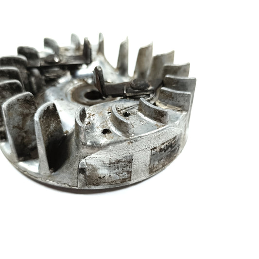 Polrad Schwungrad 503 59 46-04 für Husqvarna 40 45 Jonsered 2041 2045