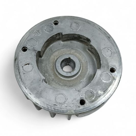 Polrad Schwungrad 021 141 010 für Sachs Dolmar 100 PS-33 PS-340 PS-390 PS-400