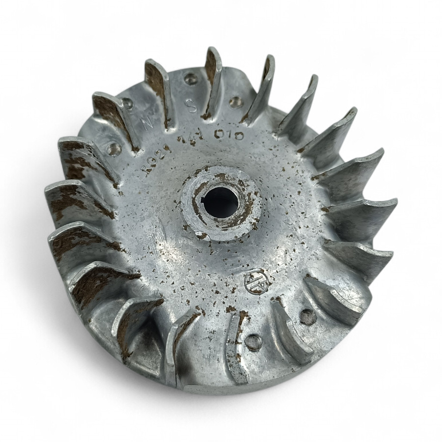 Polrad Schwungrad B-Ersatzteil 021 141 010 für Sachs Dolmar 100 PS-33 PS-340 PS-390 PS-400