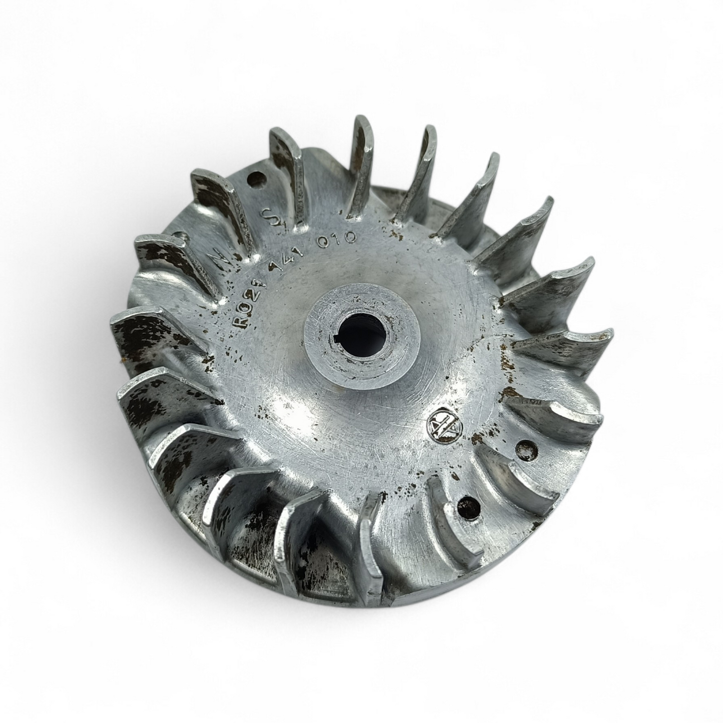 Polrad Schwungrad 021 141 010 für Sachs Dolmar 100 PS-33 PS-340 PS-390 PS-400