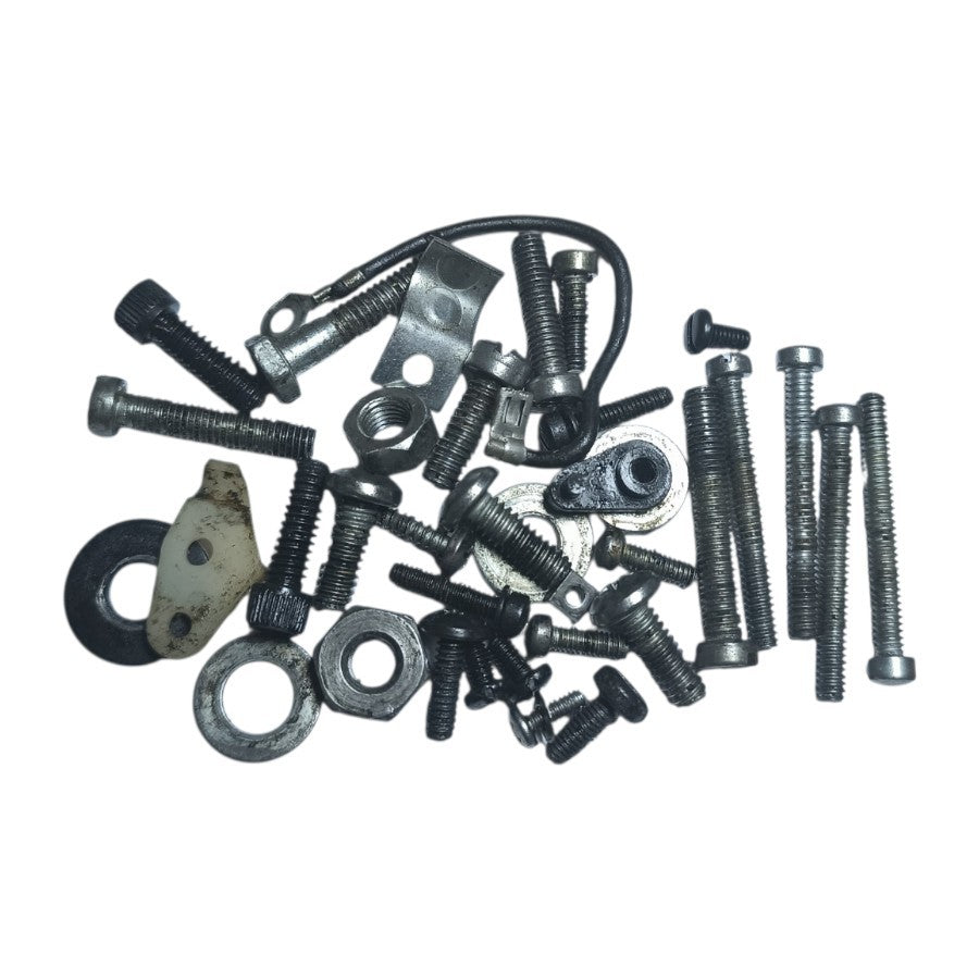 Schrauben Scheiben Muttern für Sachs Dolmar 101 Poulan XXV 25 Micro Partner 335 385